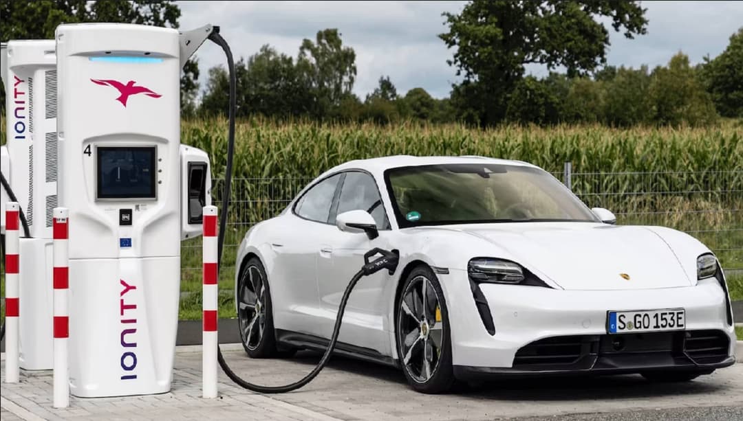 Porsche Taycan rapid charging Porsche Taycan rapid charging