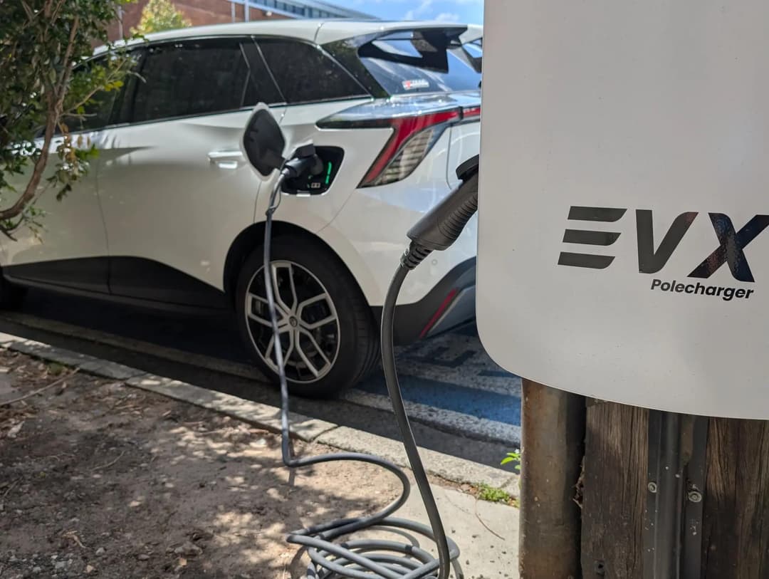 EVX Pole Charger EVX Pole Charger