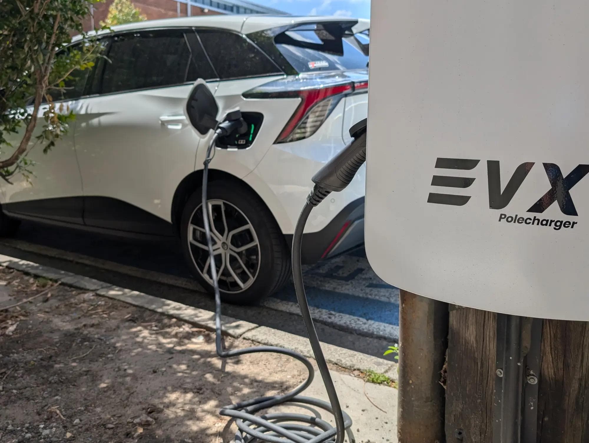 EVX Pole Charger EVX Pole Charger