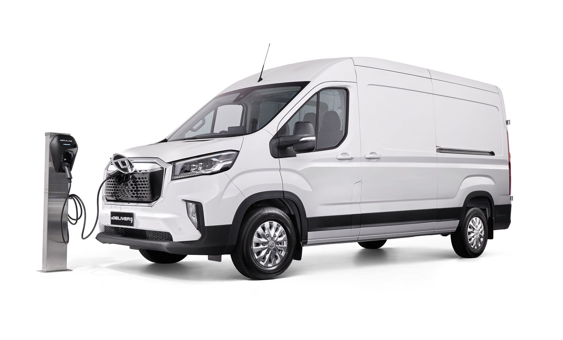 White LDV eDeliver 9 charging from AC wallbox White LDV eDeliver 9 charging from AC wallbox