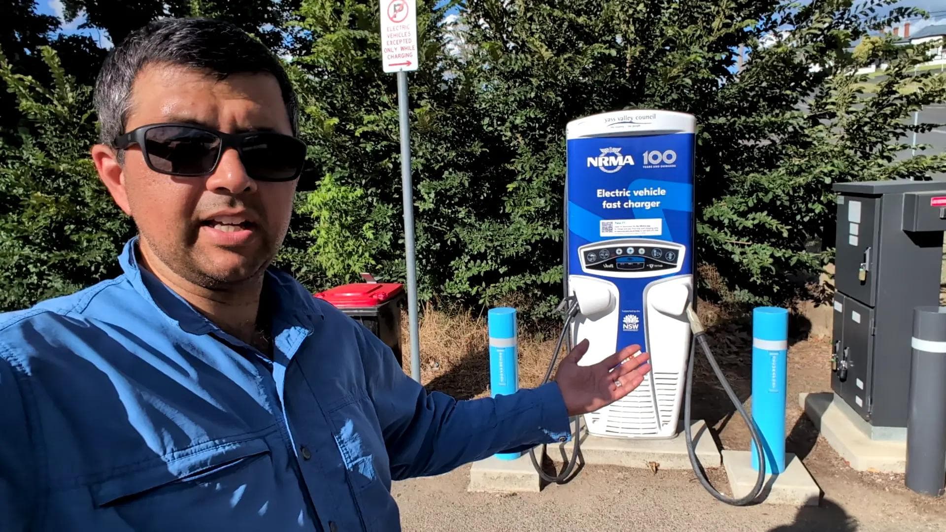 Out of Order NRMA 50kW Tritium charger at Yass Out of Order NRMA 50kW Tritium charger at Yass