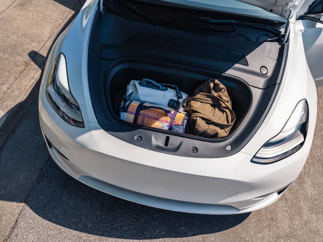 Tesla Model Y frunk stored with bags Tesla Model Y frunk stored with bags