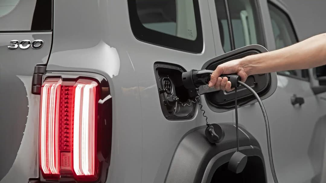 GWM Tank 300 Hi4-T PHEV charging port GWM Tank 300 Hi4-T PHEV charging port