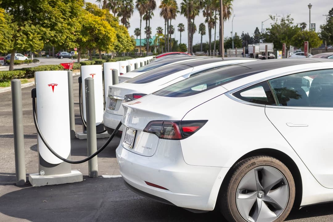 Tesla Model 3 charging Tesla Model 3 charging