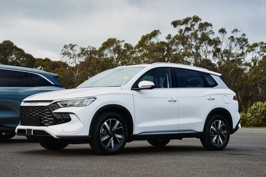 BYD Sealion 5 3/4 front BYD Sealion 5 3/4 front