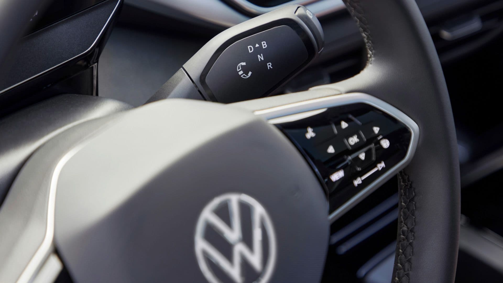 Volkswagen ID.5 driver's wheel zoomed in Volkswagen ID.5 driver's wheel zoomed in