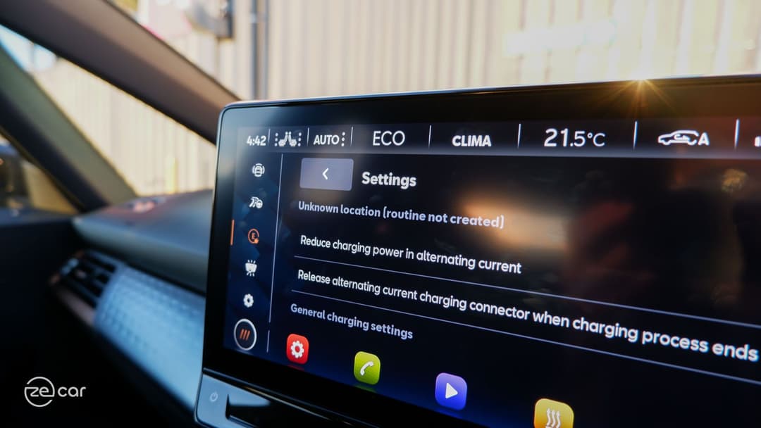 Cupra Born touchscreen charging pages