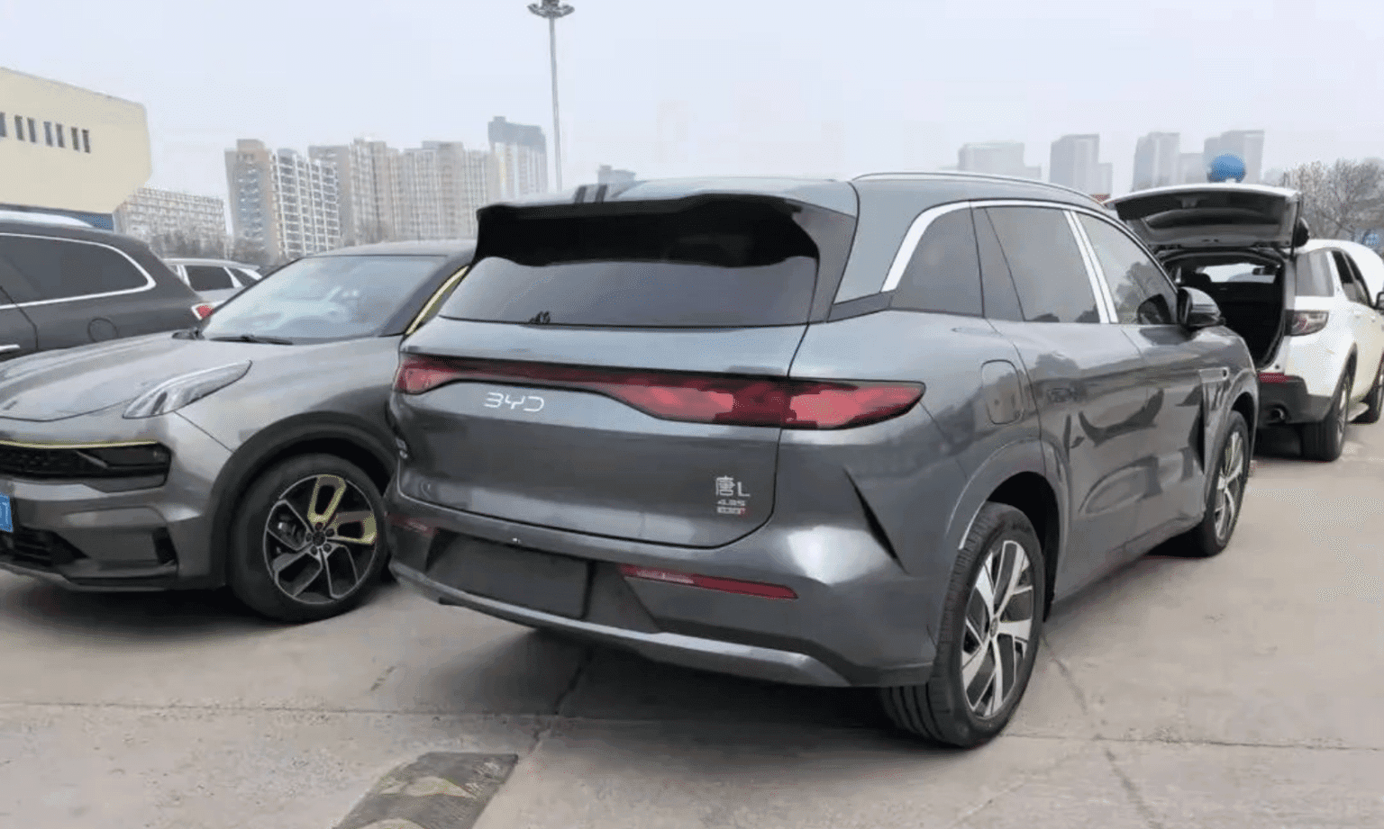 byd tang l byd tang l