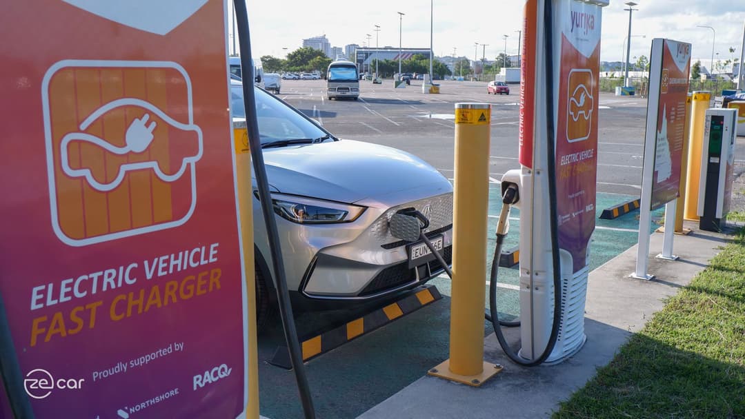 MG ZS EV charging