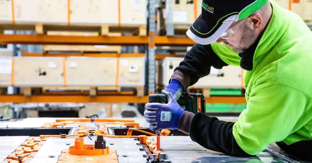 Ecobatt worker working on EV batteries Ecobatt worker working on EV batteries