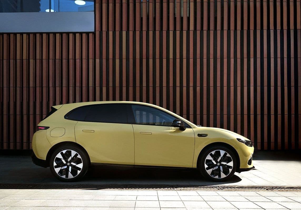 Leapmotor B05 electric hatchback in Lightning Yellow Leapmotor B05 electric hatchback in Lightning Yellow