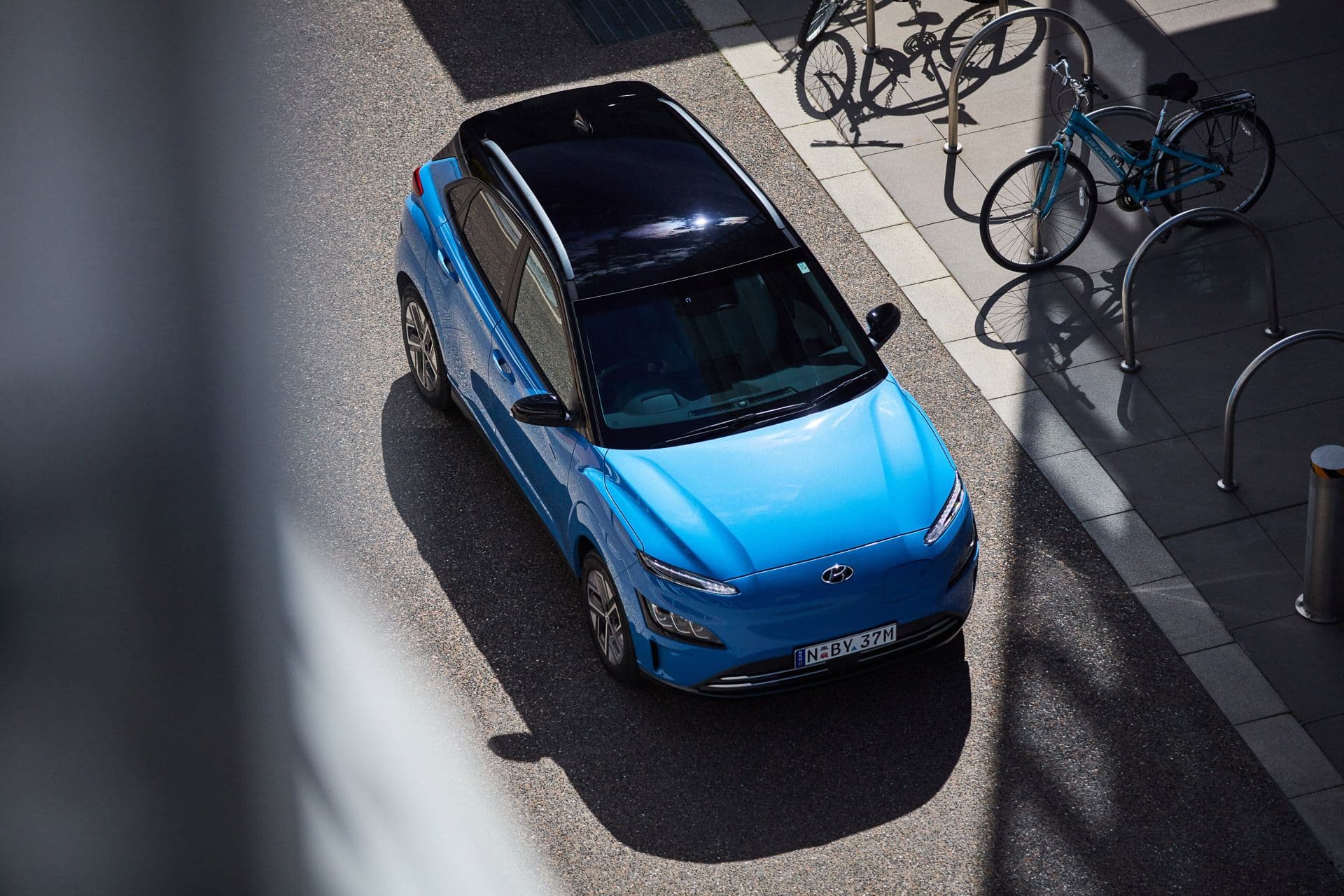 Hyundai Kona Electric top front view Hyundai Kona Electric top front view