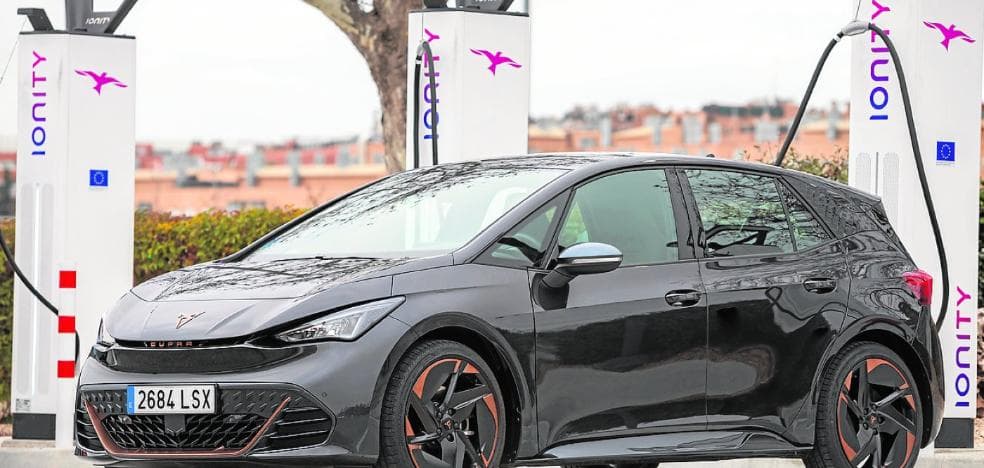 Cupra Born at Superchargers Cupra Born at Superchargers