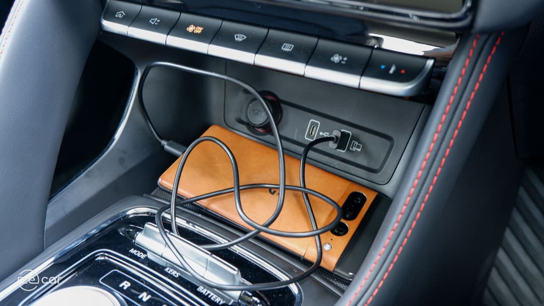 MG ZS EV Android Auto
