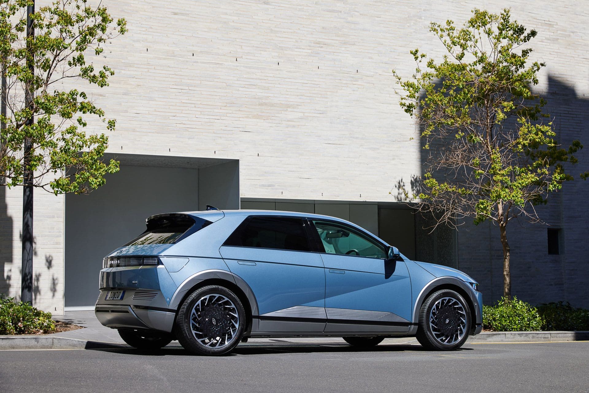 Hyundai Ioniq 5 Lucid blue rear side view Hyundai Ioniq 5 Lucid blue rear side view