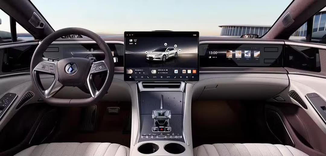 DENZA Z9GT interior showing the three-screen layout, Nappa leather seats and ambient lighting DENZA Z9GT interior showing the three-screen layout, Nappa leather seats and ambient lighting