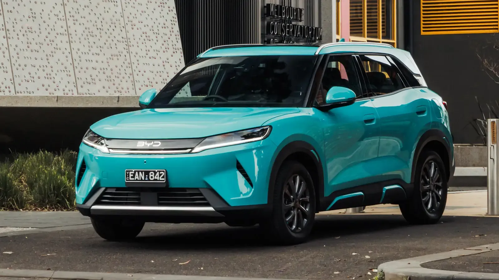 BYD Atto 2 DM-i PHEV small SUV Australia 2026 BYD Atto 2 DM-i PHEV small SUV Australia 2026