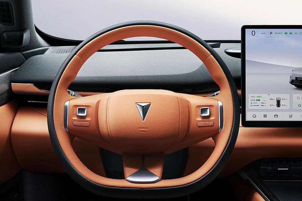 DEEPAL S05 interior dashboard and touchscreen display DEEPAL S05 interior dashboard and touchscreen display
