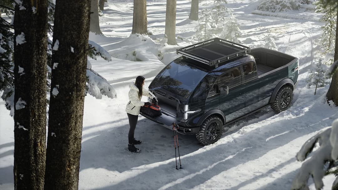 Canoo Pickup electric ute in snow with frunk open Canoo Pickup electric ute in snow with frunk open