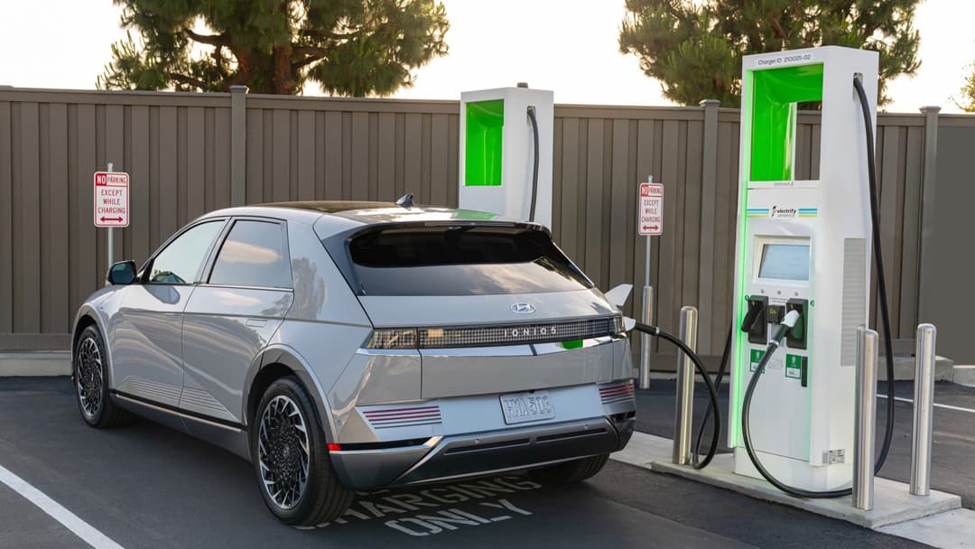 Ioniq 5 charging station Ioniq 5 charging station