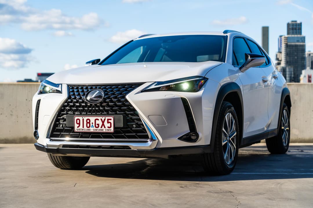 lexus UX300e lexus UX300e
