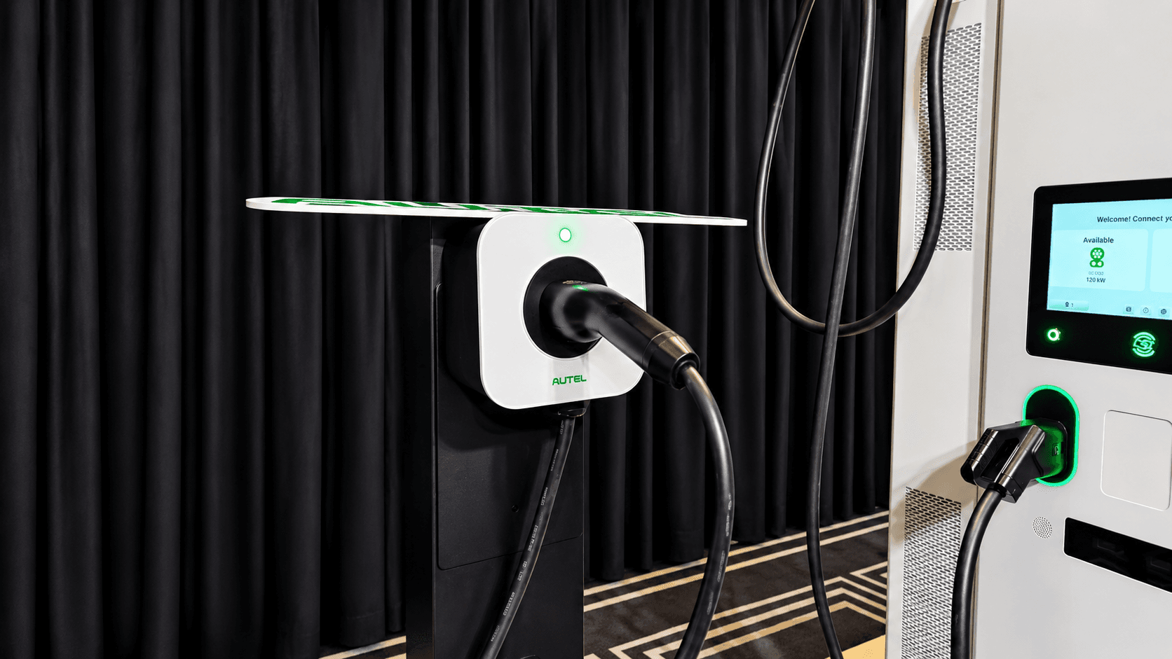 Autel MaxiCharger AC Compact 2 smart home EV charger Autel MaxiCharger AC Compact 2 smart home EV charger