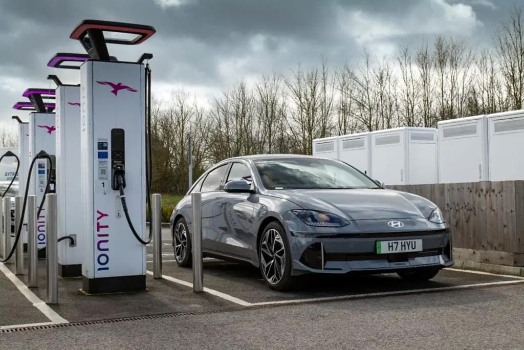2024 Hyundai Ioniq 6 public charging 2024 Hyundai Ioniq 6 public charging