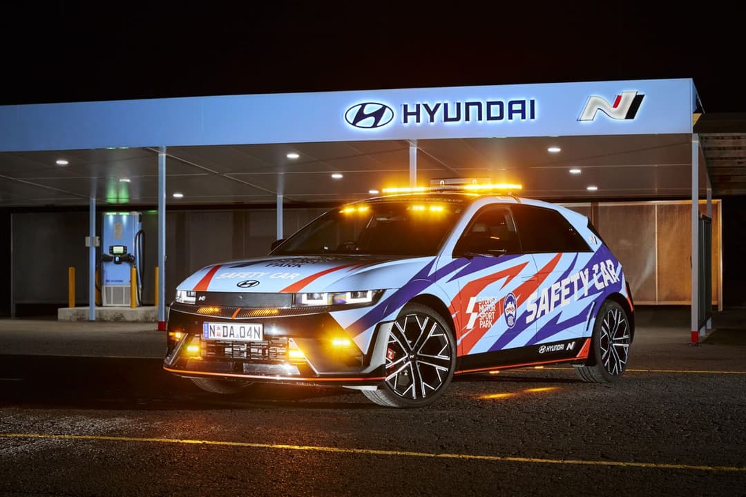Hyundai Sydney Motorsport Park fast chargers Hyundai Sydney Motorsport Park fast chargers