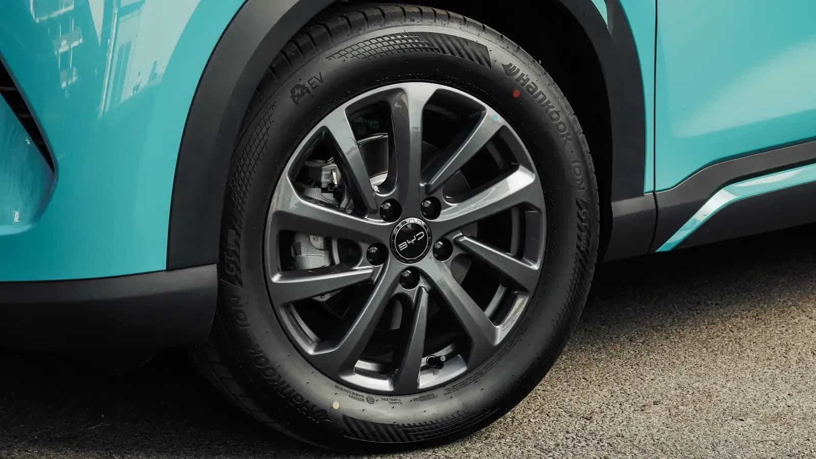 BYD Atto 2 DM-i alloy wheel detail BYD Atto 2 DM-i alloy wheel detail