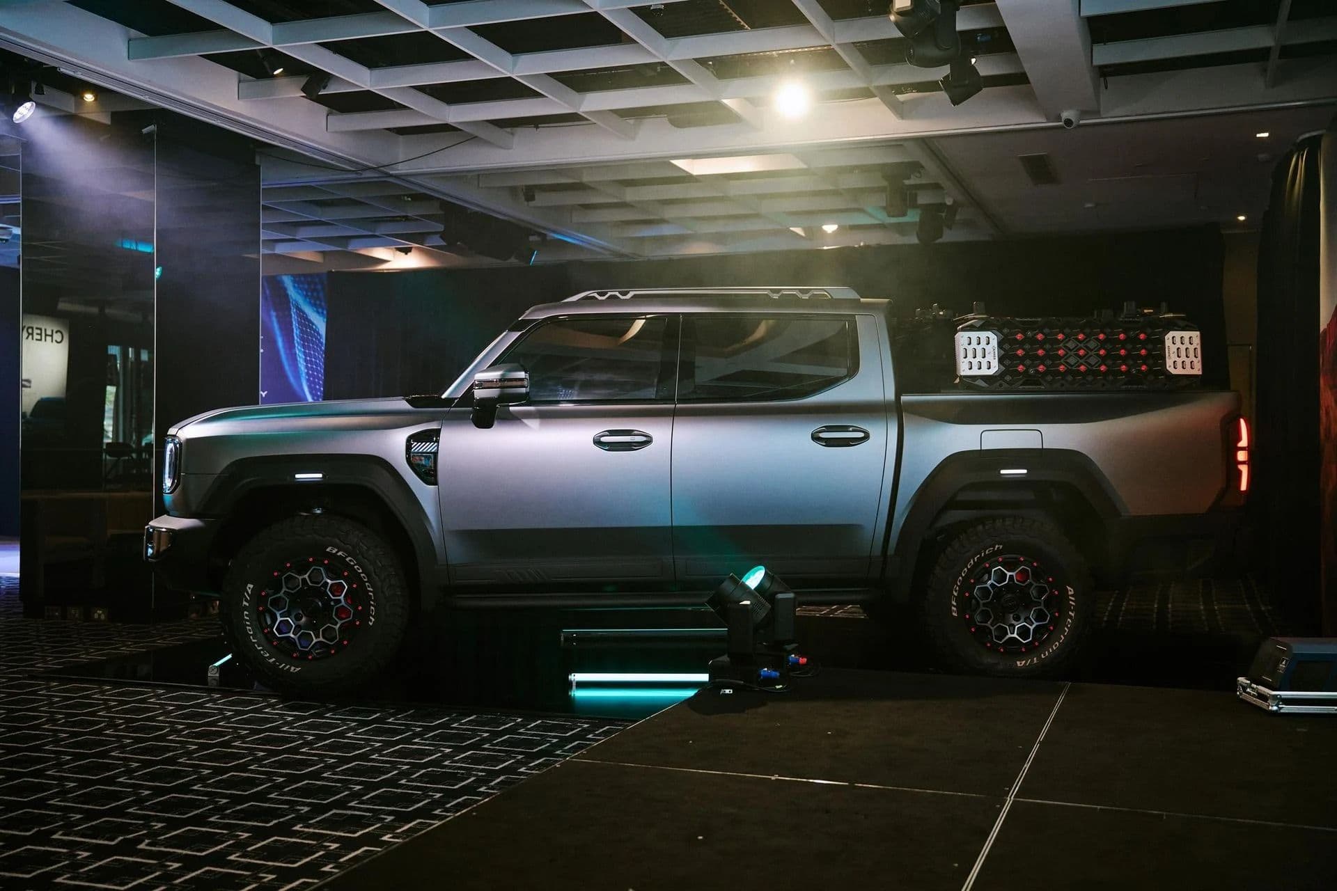 Chery Stockman dual-cab ute side profile Chery Stockman dual-cab ute side profile