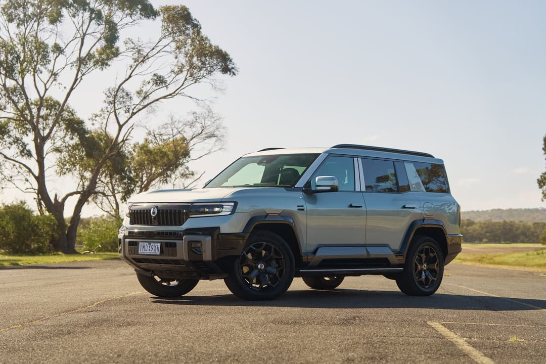 BYD Denza B8 BYD Denza B8