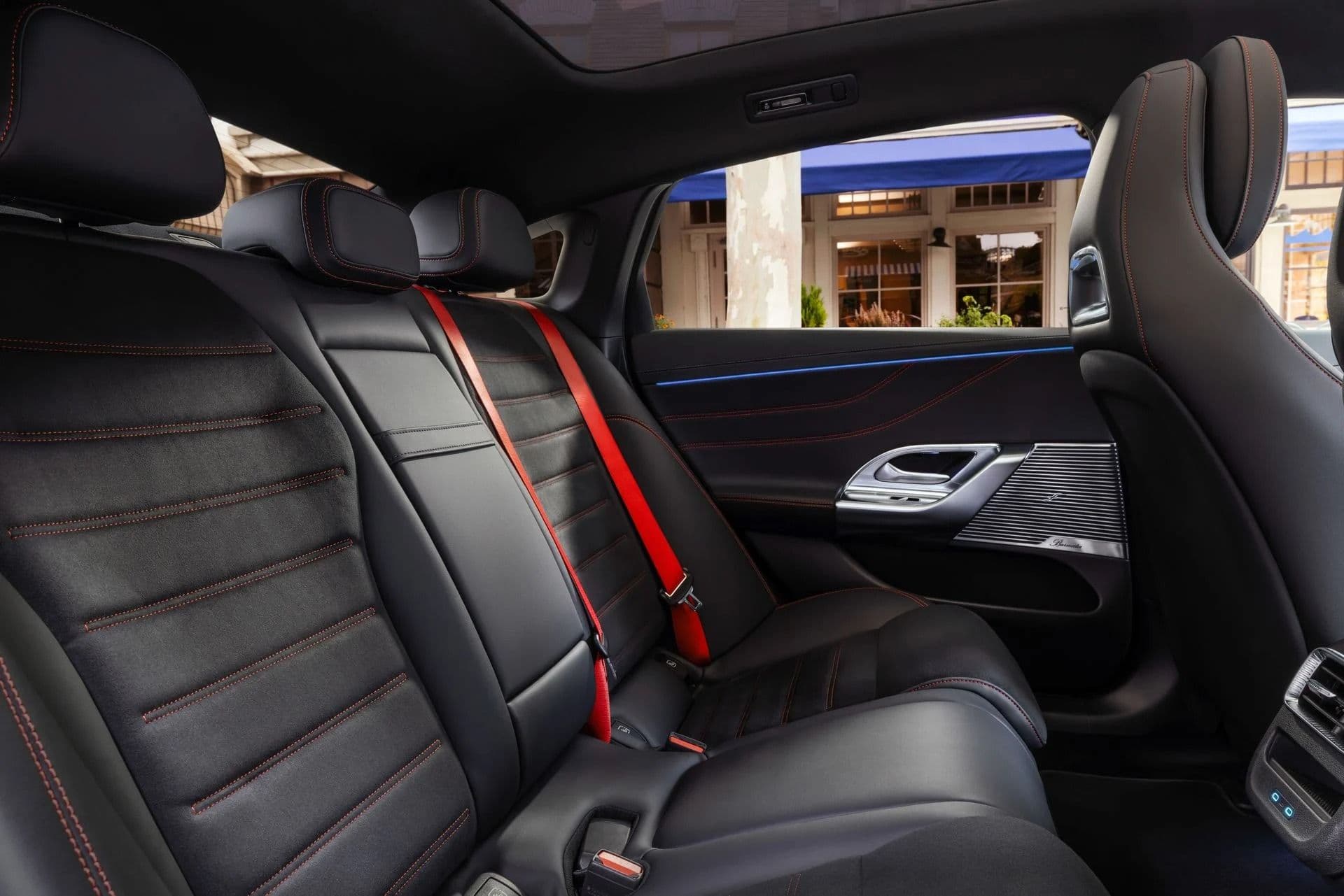 Rear seats and cabin of the Mercedes-Benz C-Class electric Rear seats and cabin of the Mercedes-Benz C-Class electric