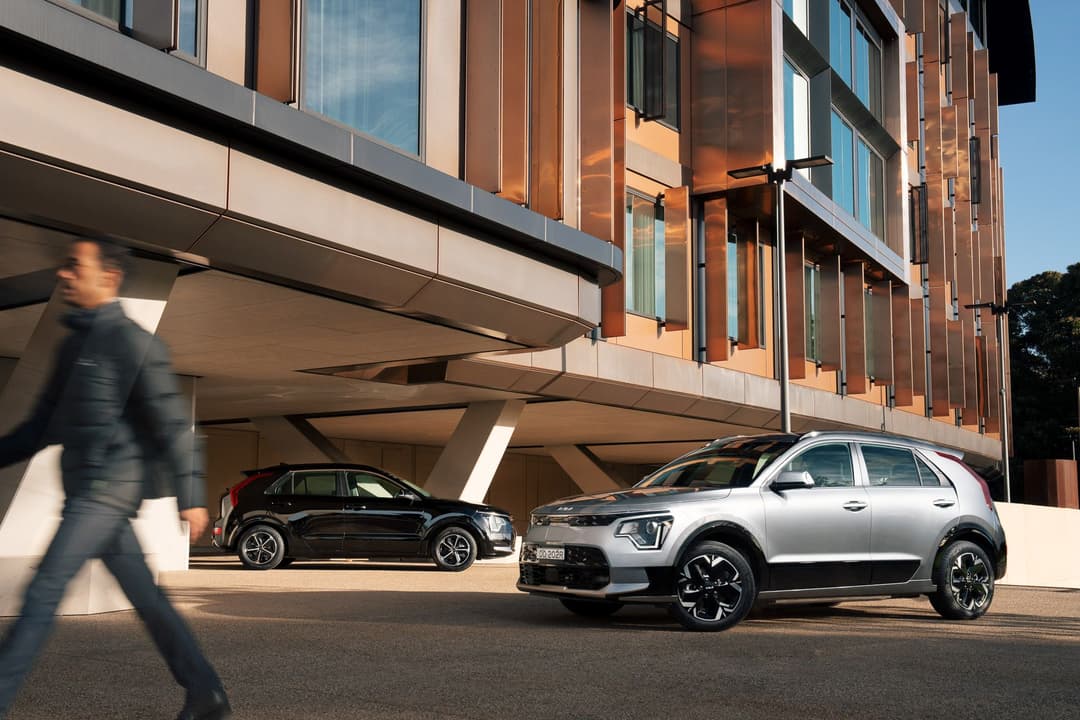Kia Niro EV and Volvo C40