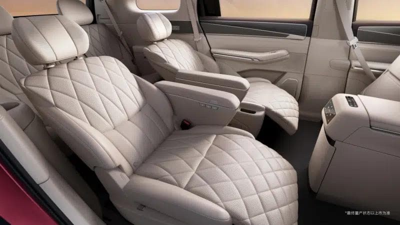 BYD Great Tang interior BYD Great Tang interior