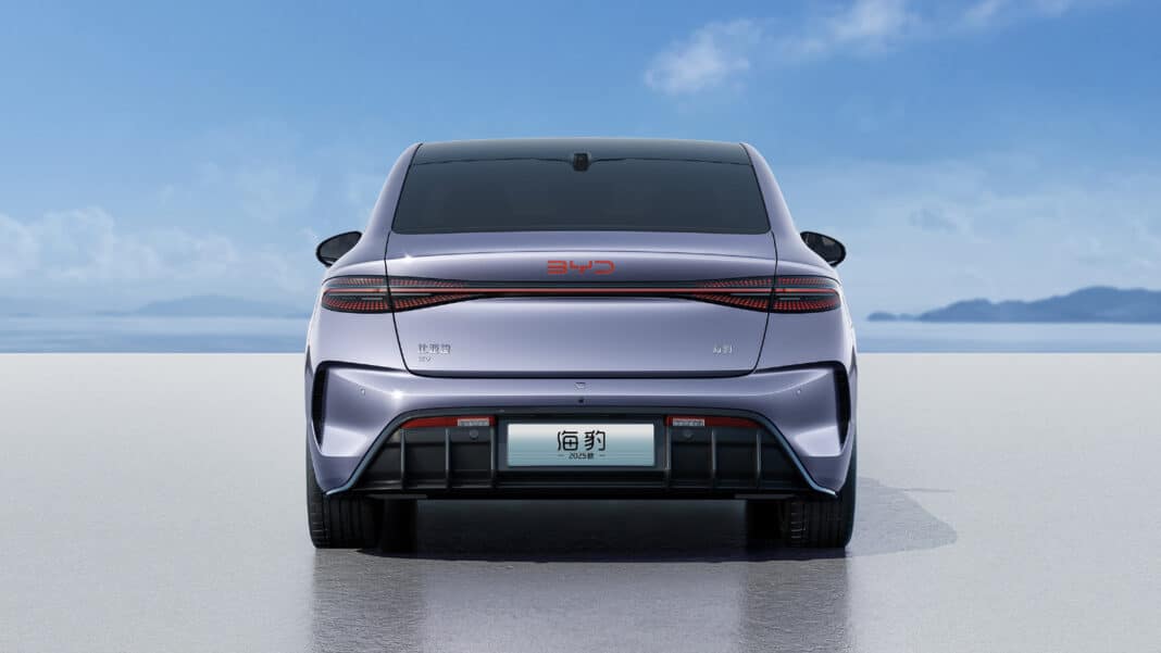 2025 BYD Seal rear badge 2025 BYD Seal rear badge