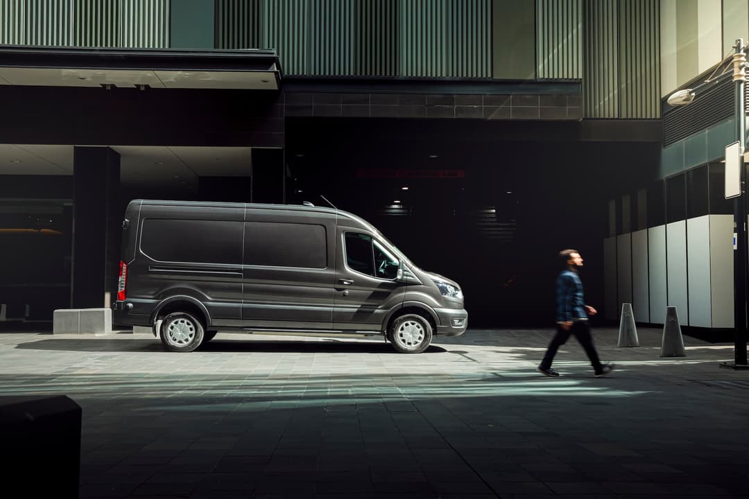 Ford E-Transit Mid Roof