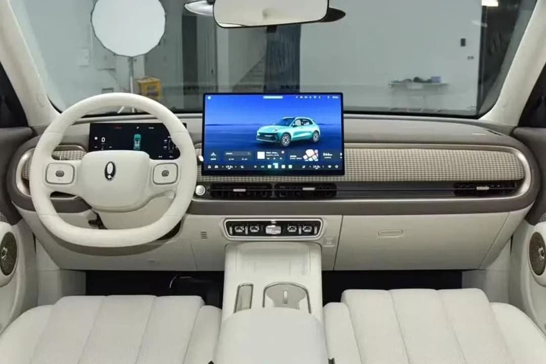 GWM Ora 5 interior showing floating touchscreen and cabin layout GWM Ora 5 interior showing floating touchscreen and cabin layout