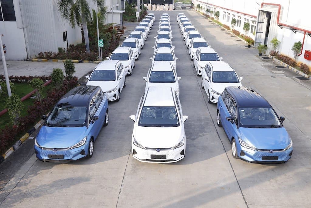 BYD e6 line up BYD e6 line up