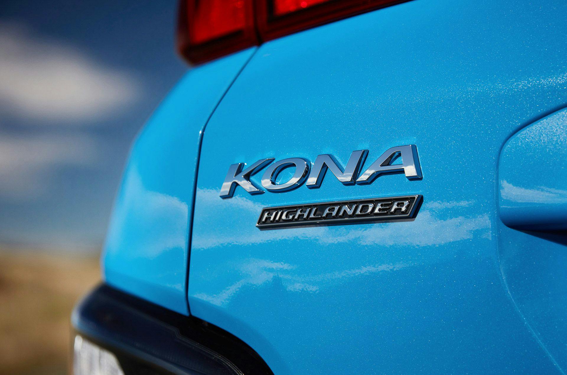 Blue Hyundai Kona Electric Highlander tailgate badge