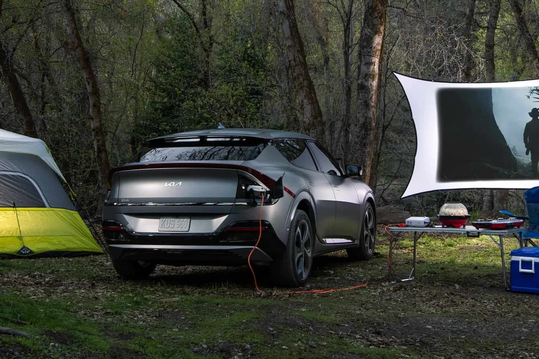 Kia EV6 using V2L Kia EV6 using V2L