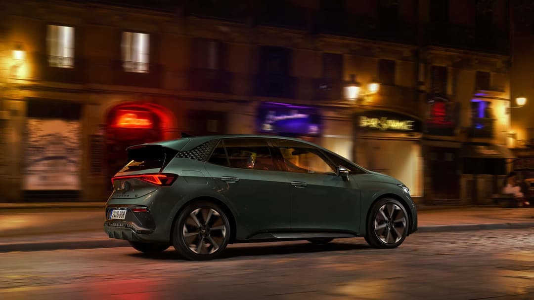 cupra born 2024 vz cupra born 2024 vz