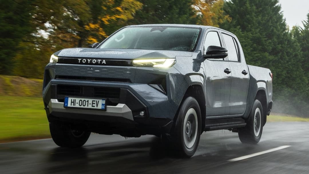 Toyota Hilux SR5 BEV Toyota Hilux SR5 BEV