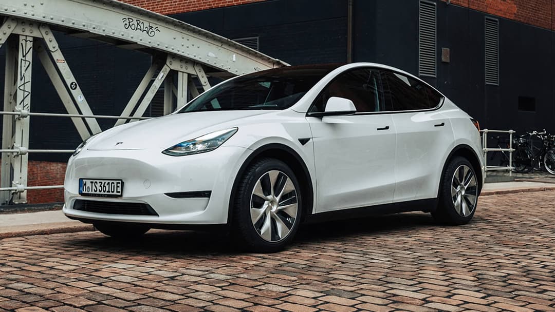 Tesla Model Y Long Range Tesla Model Y Long Range