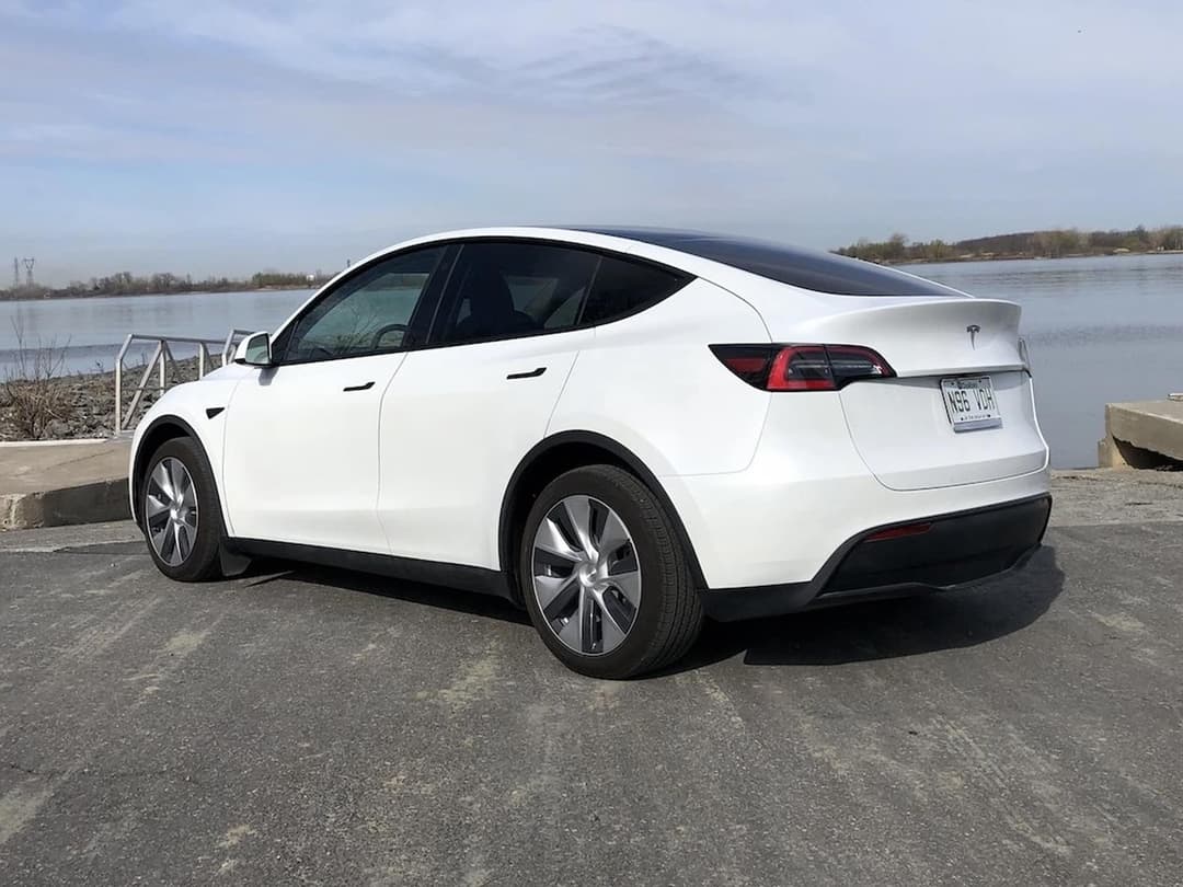 Tesla Model Y Long Range Tesla Model Y Long Range